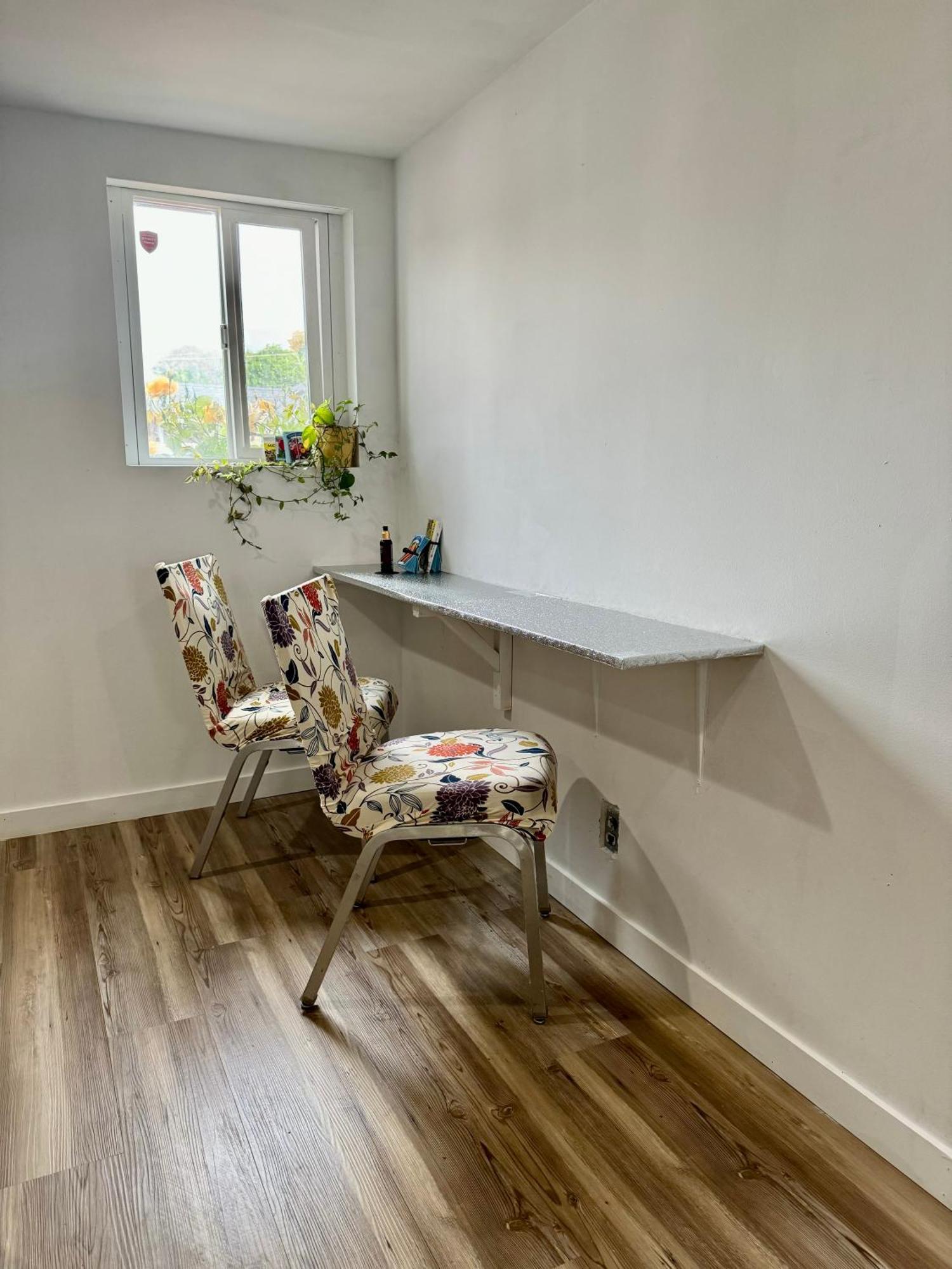 Private With Shared Bathrooms And Air Conditioning 10 Minutes From Seatac Airport Habitación en casa particular *